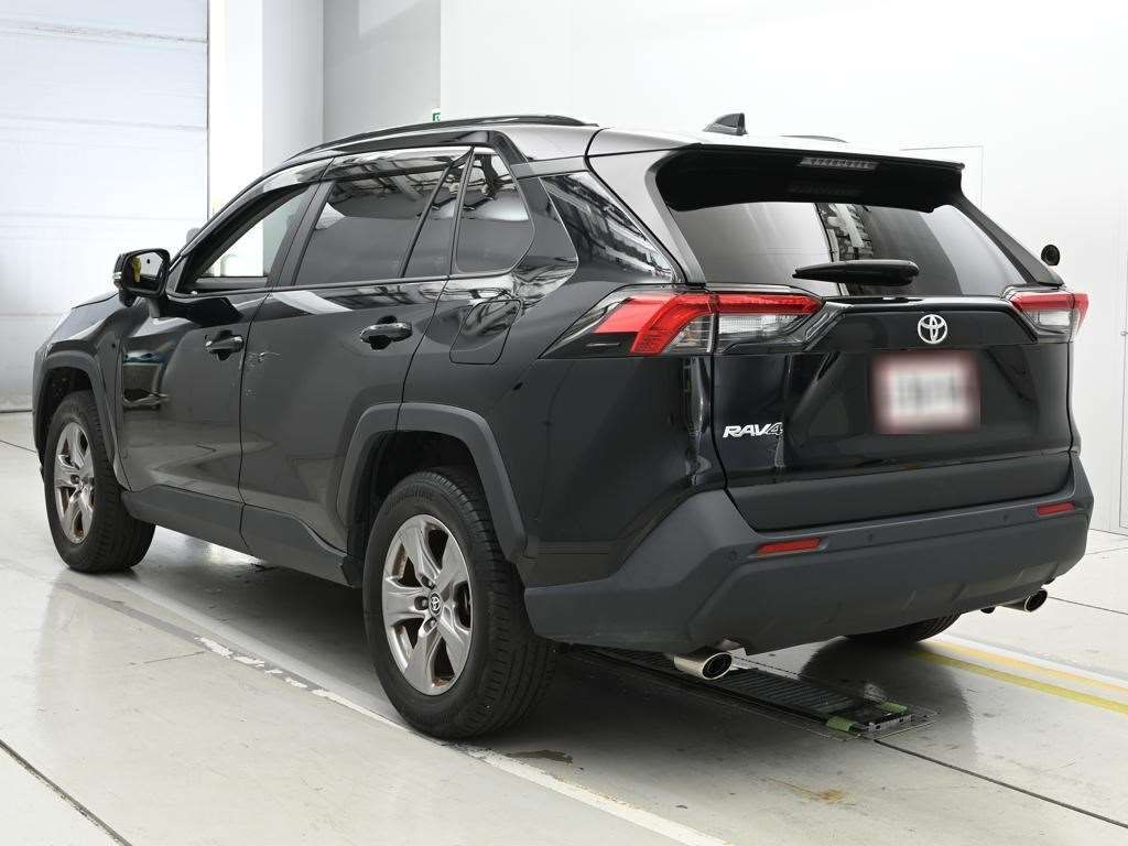 2023 Toyota RAV4 X 4WD auction photo 6