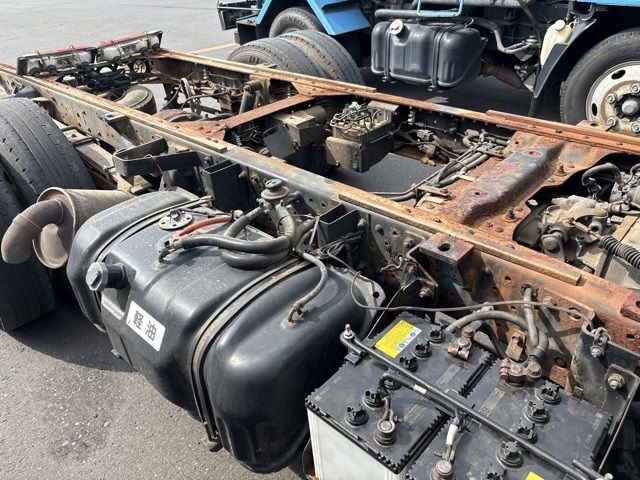 2007 Isuzu Elf シャーシ auction photo 17