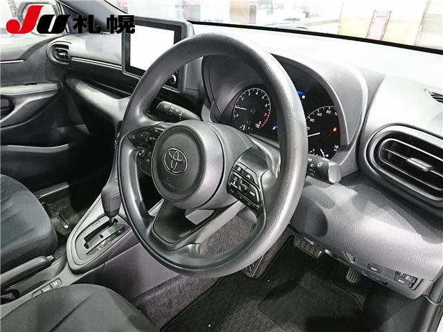 2024 Toyota Yaris 4WD X auction photo 3