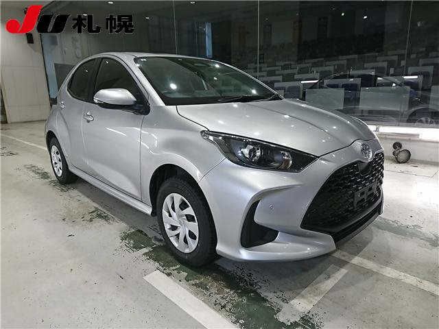 2024 Toyota Yaris 4WD X auction photo 8