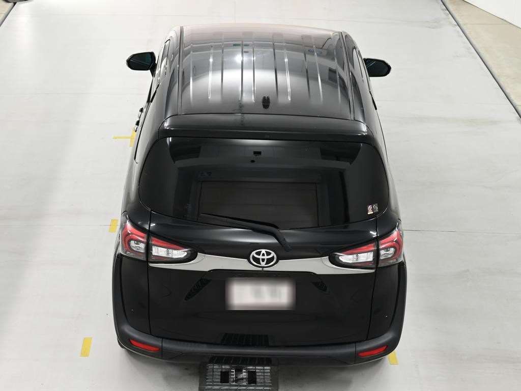 2021 Toyota Sienta Fanbase G Quero auction photo 8