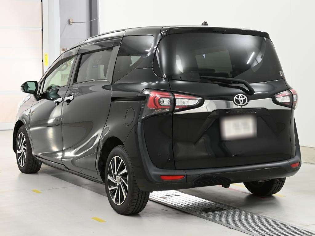 2021 Toyota Sienta Fanbase G Quero auction photo 6
