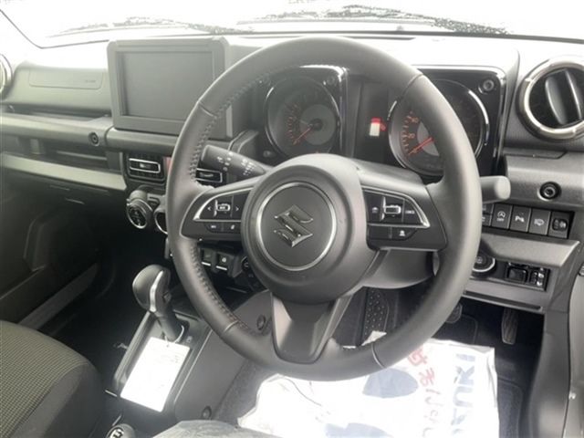 2025 Suzuki Jimny 4WD XC 5th Generation auction photo 3