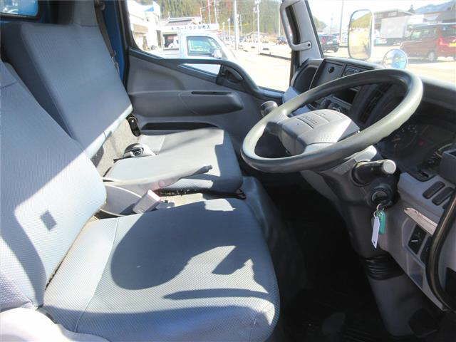 2015 Mitsubishi Fuso Canter dump auction photo 3
