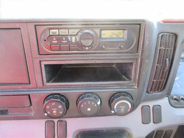 2015 Mitsubishi Fuso Canter dump auction photo 6