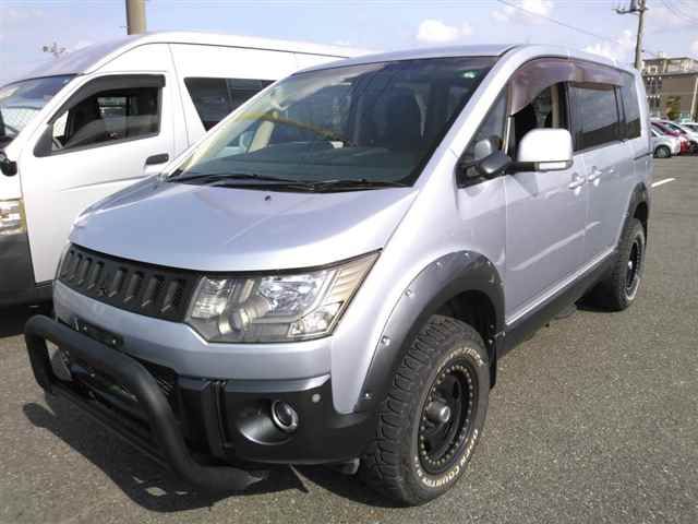 2007 Mitsubishi Delica D:5 4WD Gプレミアム auction photo 4