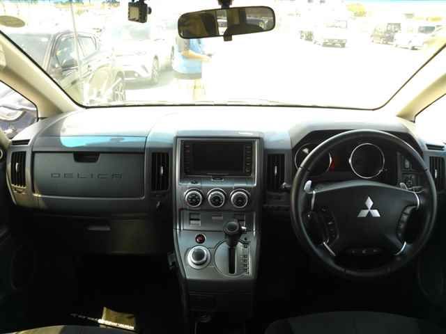 2007 Mitsubishi Delica D:5 4WD Gプレミアム auction photo 6