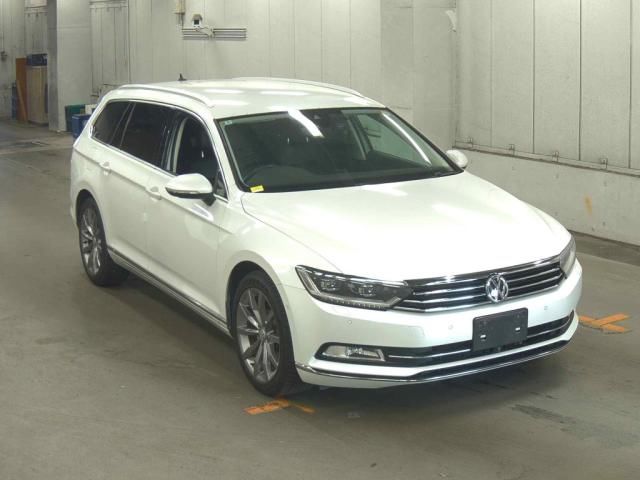 2018 Volkswagen VW パサート ヴァリアント TDIハイラインテク Japan auction vehicle