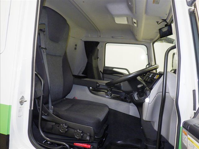 2020 Mitsubishi Fuso Wing auction photo 6
