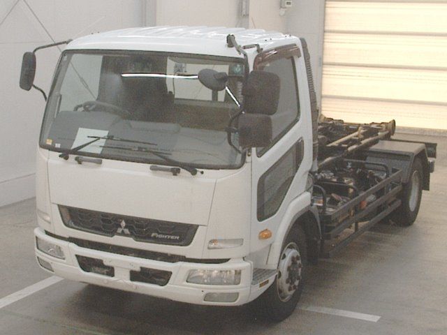 Japan Auction Vehicles 10 2015 Mitsubishi Fuso Fighter Container-only vehicle auction photo