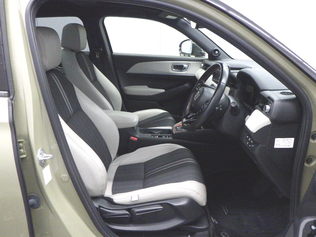 2022 Honda Vezel e:HEV Play auction photo 6