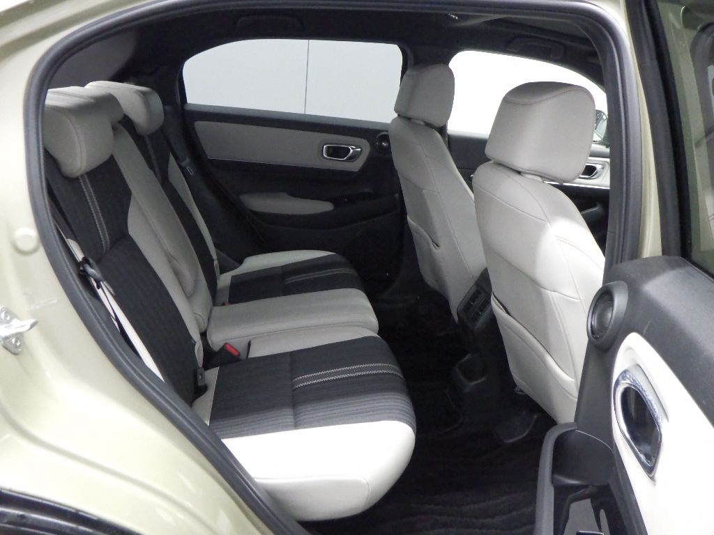 2022 Honda Vezel e:HEV Play auction photo 7