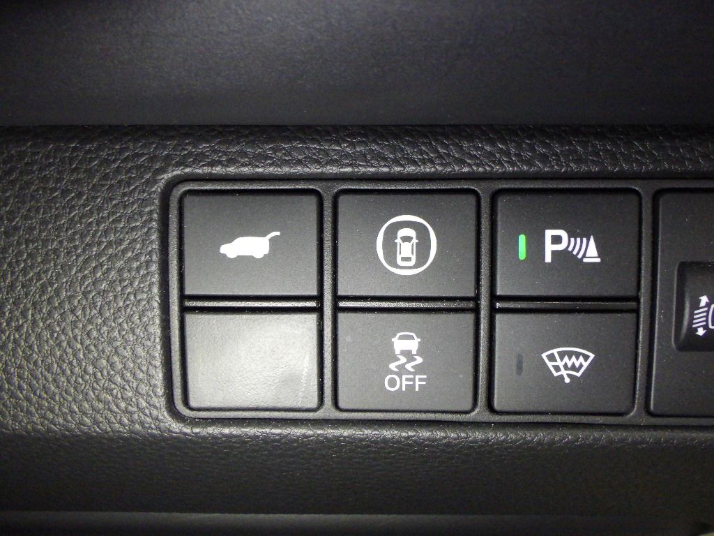 2022 Honda Vezel e:HEV Play auction photo 13