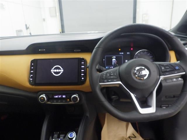 2021 Nissan Kicks X Two-Tone Interior Edition auction photo 5