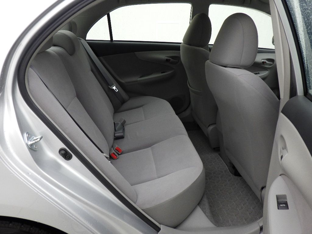 2007 Toyota Corolla Axio X auction photo 7