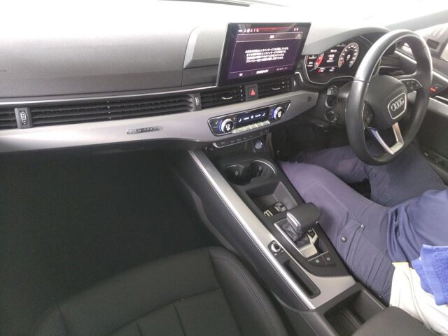 2021 Audi A4オールロードクワトロ 4WD auction photo 3