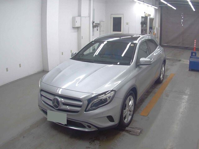 2014 Mercedes-Benz GLA-Class GLA250 4MATIC 4WD auction photo 4