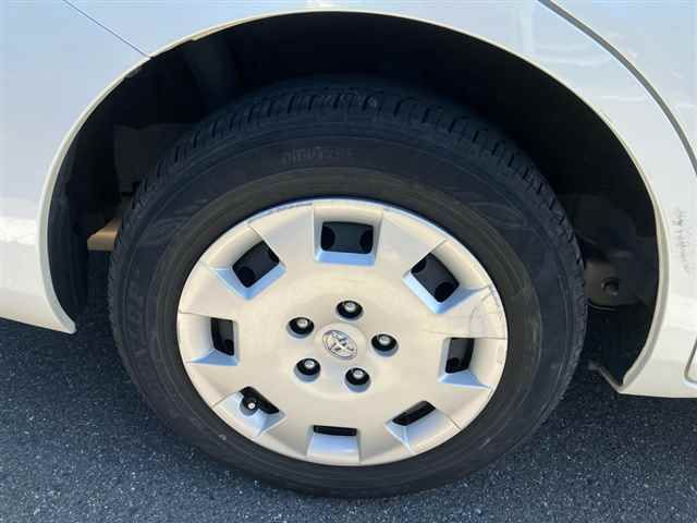 2013 Toyota Isis G auction photo 8