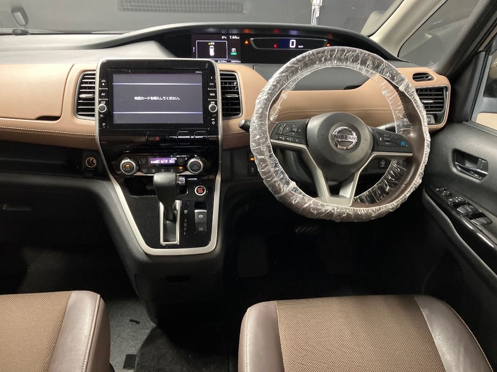 2017 Nissan Serena HWS G プロパイロットEDT auction photo 3