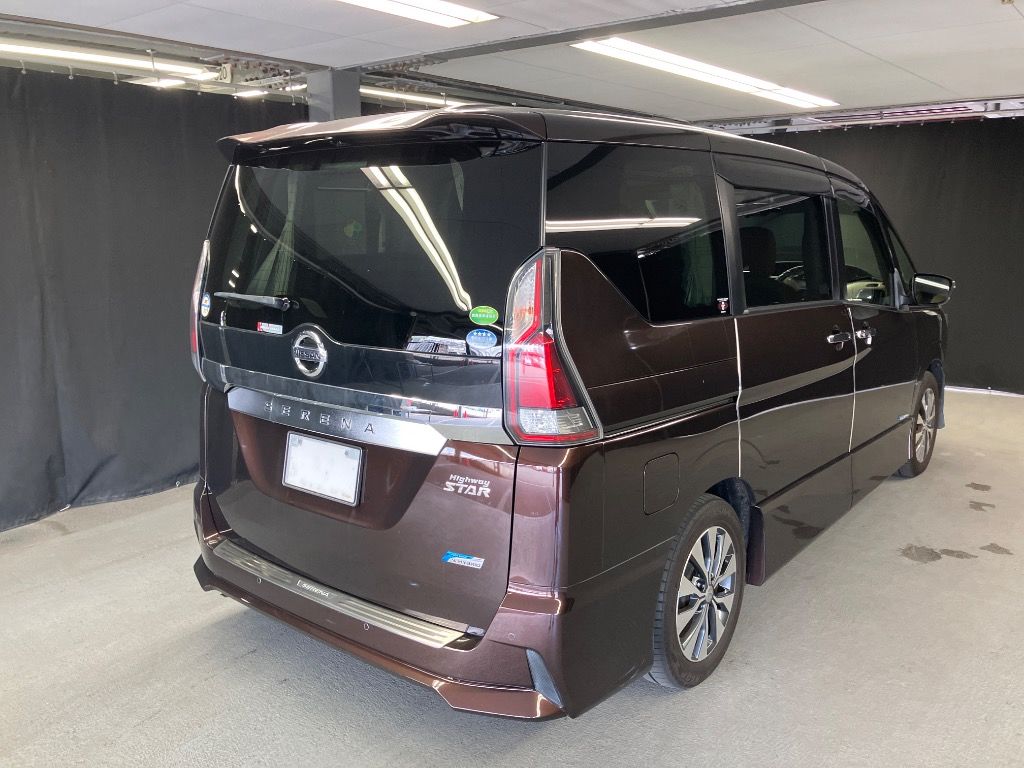 2017 Nissan Serena HWS G プロパイロットEDT auction photo 4