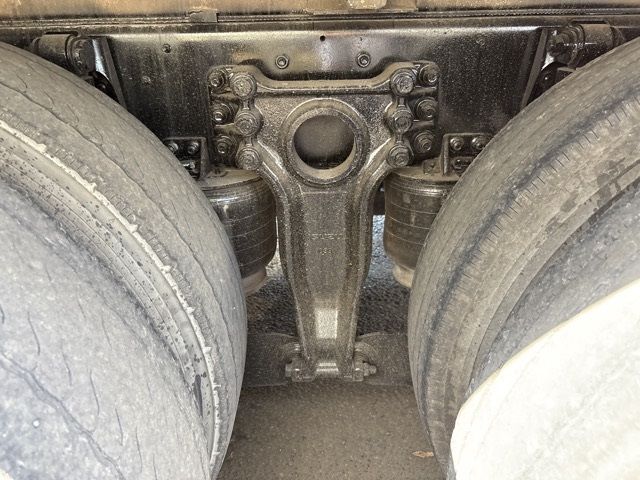 2005 Isuzu Giga フンリュウセンヨウ auction photo 8