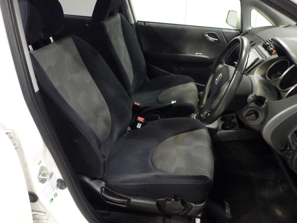 2007 Honda Fit 1.5S auction photo 6
