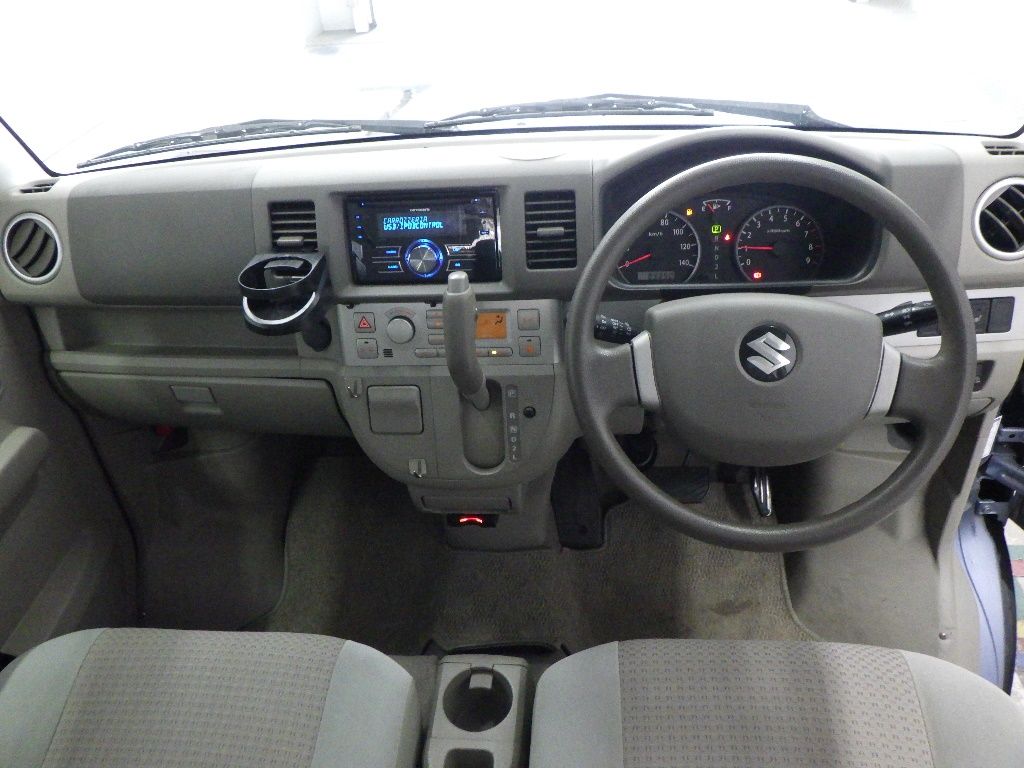 2013 Suzuki エブリィ ワゴン 4WD PZターボ auction photo 3
