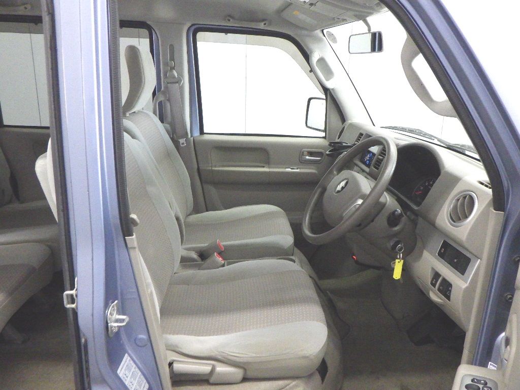 2013 Suzuki エブリィ ワゴン 4WD PZターボ auction photo 6