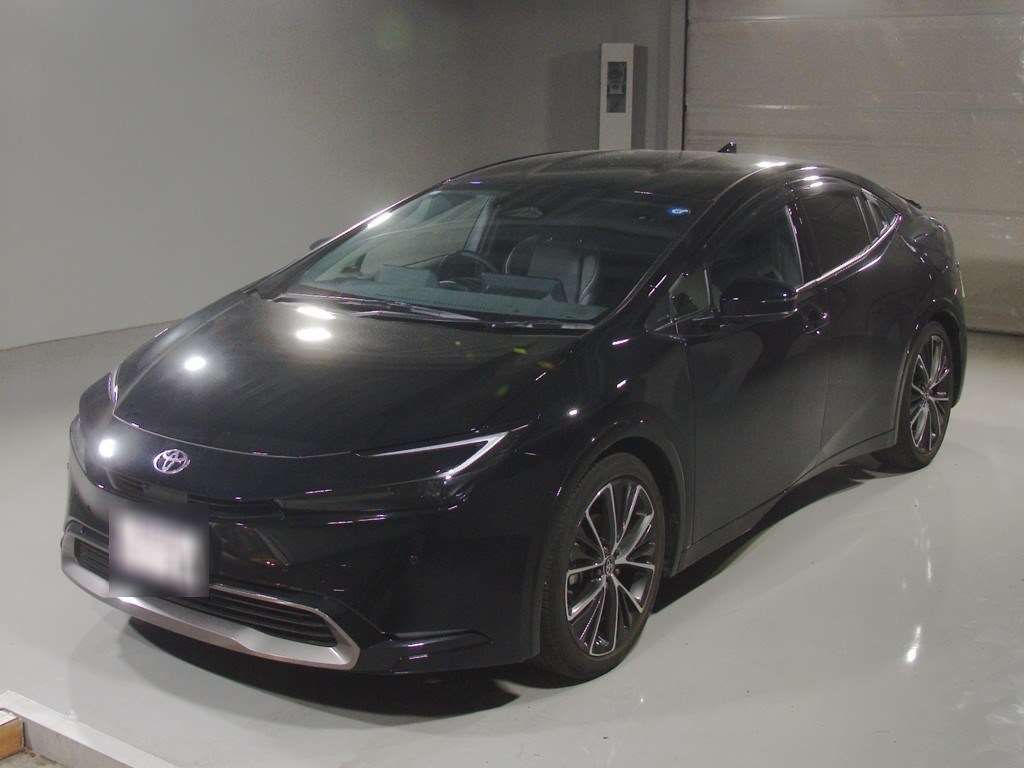 Japan Auction Vehicles 4 2026 Toyota Prius Z auction photo