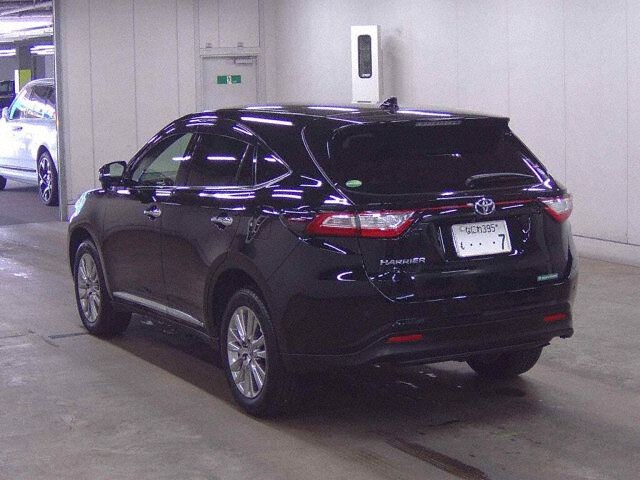 2019 Toyota Harrier premium auction photo 2