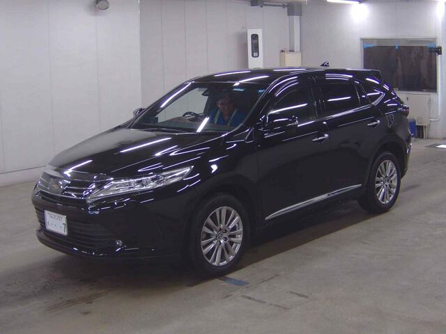 2019 Toyota Harrier premium auction photo 4