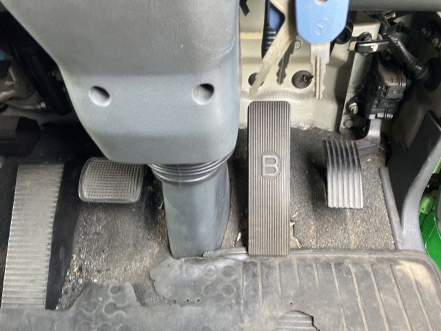 2016 Mitsubishi Fuso Fighter Aluminum Van PG auction photo 4