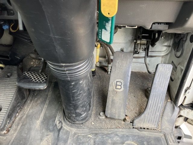 2007 Isuzu Forward ヒラ auction photo 4