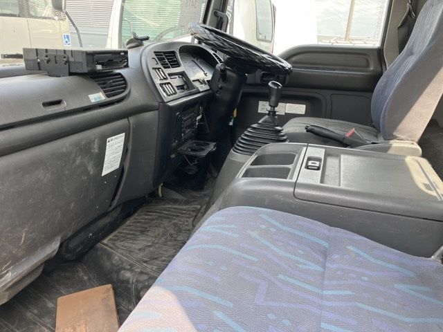 2007 Isuzu Forward ヒラ auction photo 5