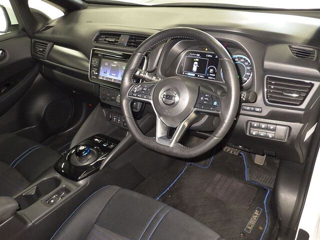2019 Nissan Leaf G auction photo 3