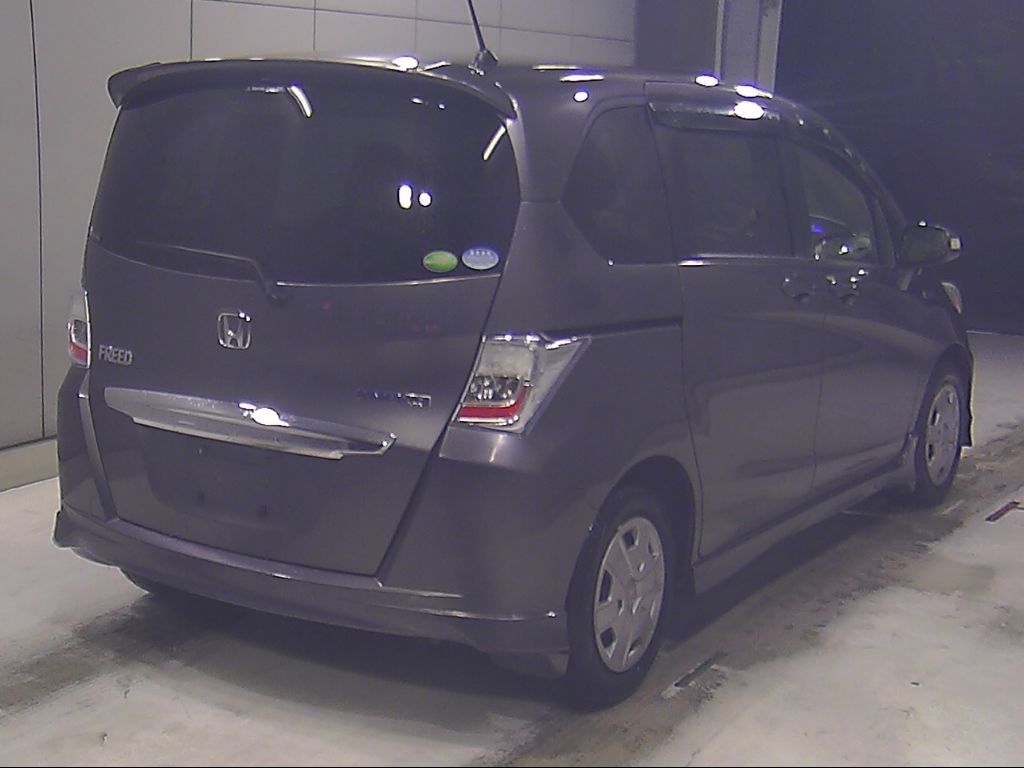 2013 Honda Freed ハイブリッドジャストセレクション 6人 auction photo 2