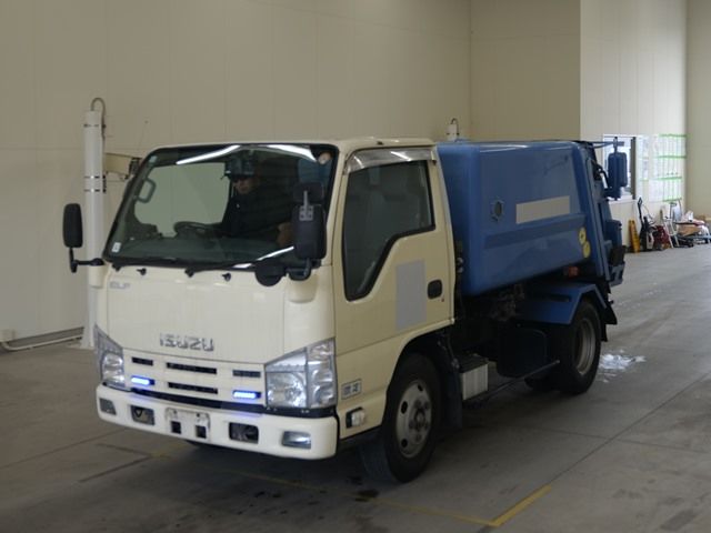 2009 Isuzu Elf Jinkai Japan auction vehicle
