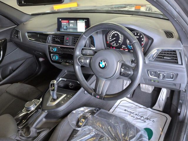 2017 BMW 1 Series 118i M Sport auction photo 3