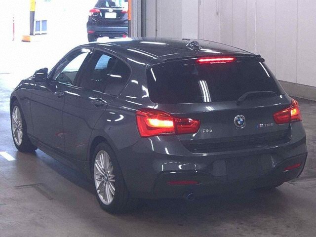 2017 BMW 1 Series 118i M Sport auction photo 2