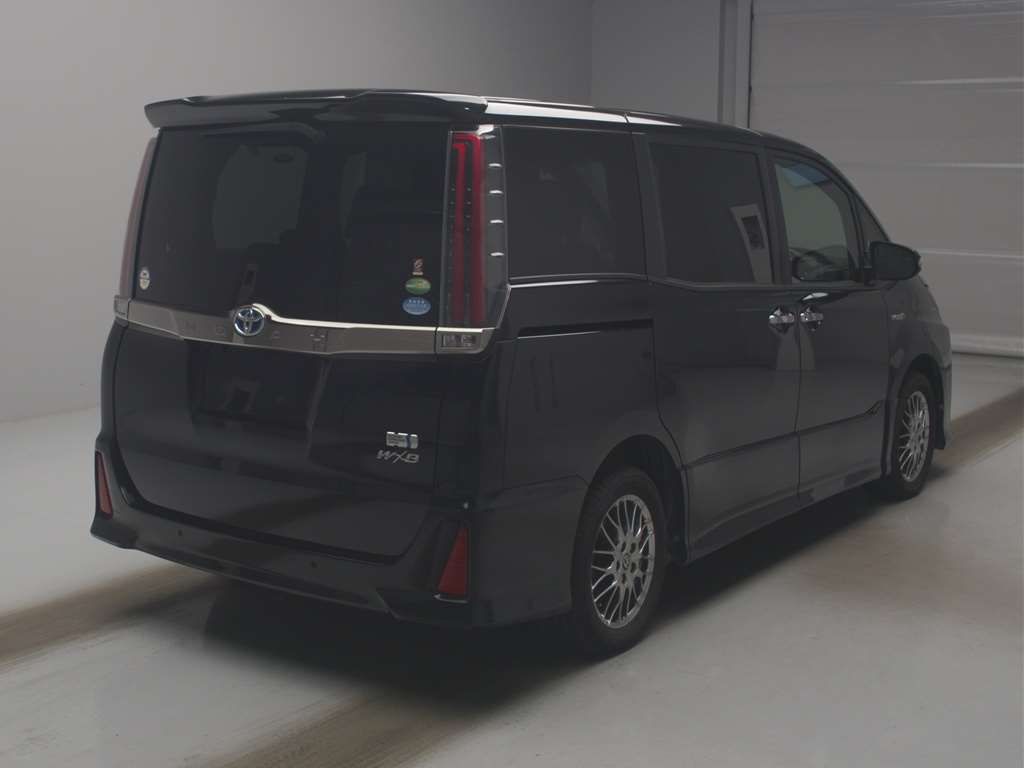 2019 Toyota Noah ハイブリッドSi WxB 2 auction photo 2