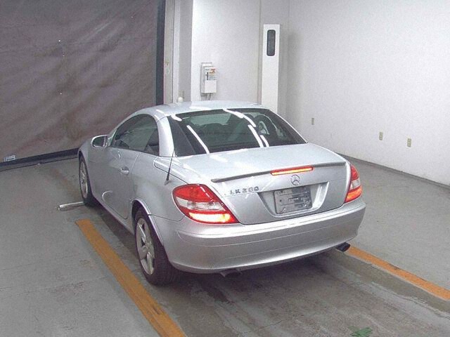 2006 Mercedes-Benz SLK SLK200コンプレッサ auction photo 2