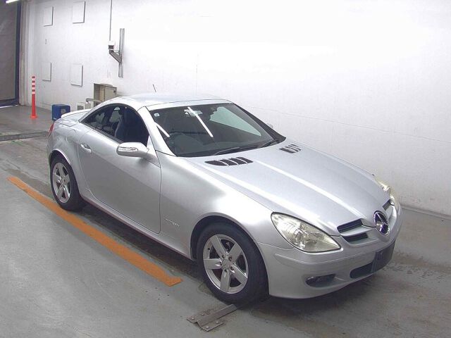 Japan Auction Vehicles 8 2006 Mercedes-Benz SLK SLK200コンプレッサ auction photo