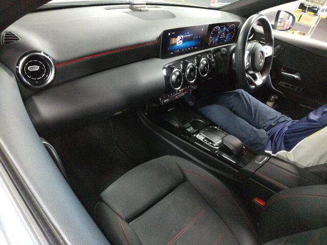 2021 Mercedes-Benz A-Class A180 Star Sedan AMG auction photo 3