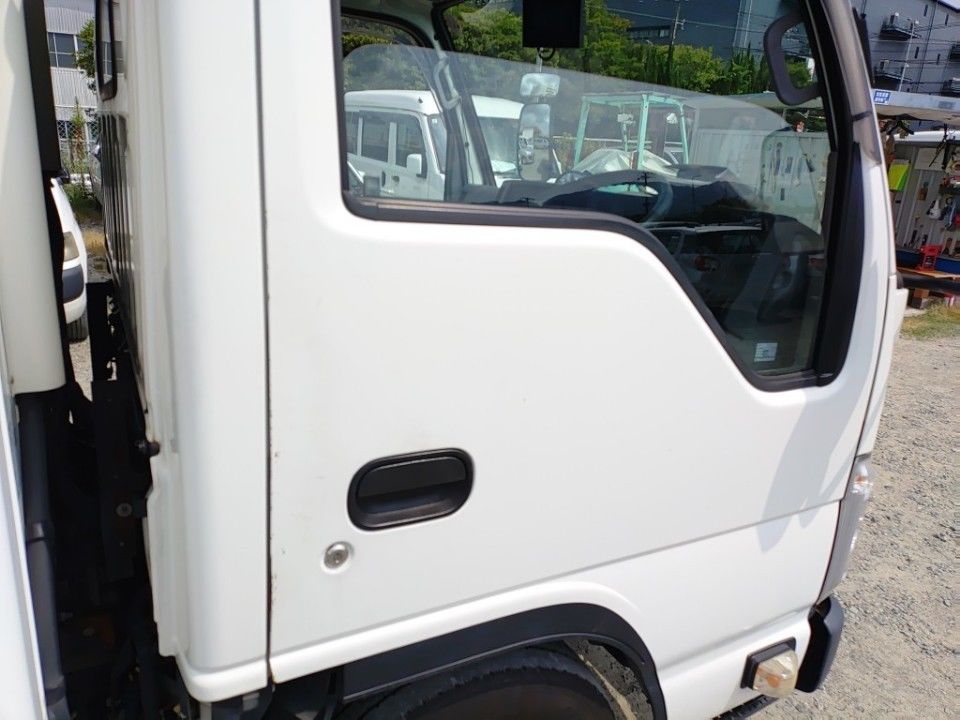 2017 Isuzu Elf auction photo 22
