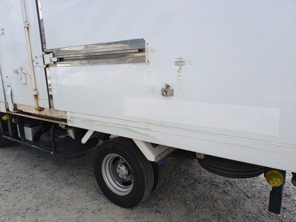 2017 Isuzu Elf auction photo 26