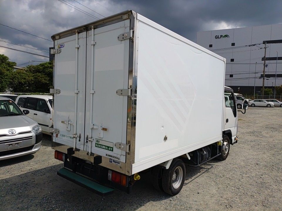 2017 Isuzu Elf auction photo 2