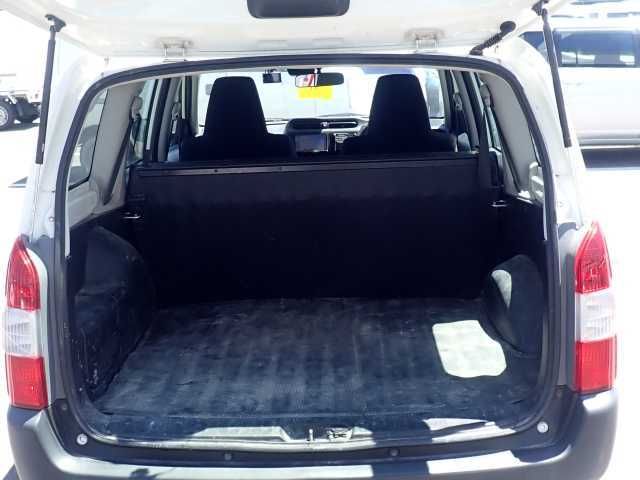 2020 Toyota Probox DX Comfort (Hybrid Vehicle) auction photo 3