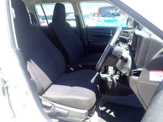 2020 Toyota Probox DX Comfort (Hybrid Vehicle) auction photo 8