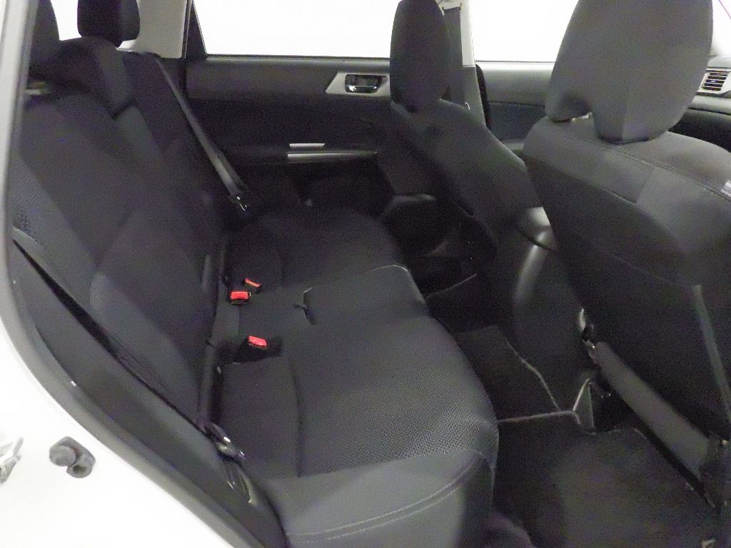 2011 Subaru Forester 2.0XS auction photo 7