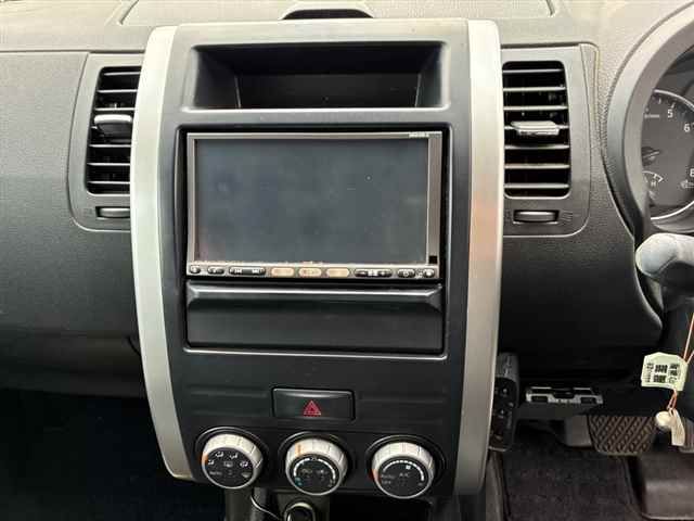 2011 Nissan X-Trail 20X auction photo 6